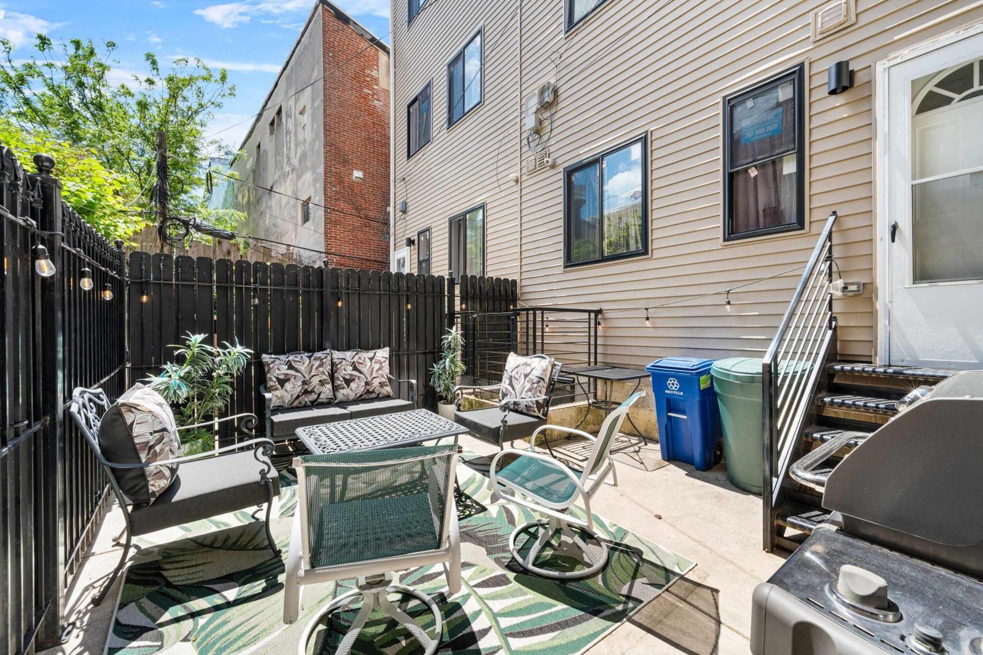 Villa Brand New Dbl Unit Roofdeck Outdoor Patio Filadelfia Exterior foto
